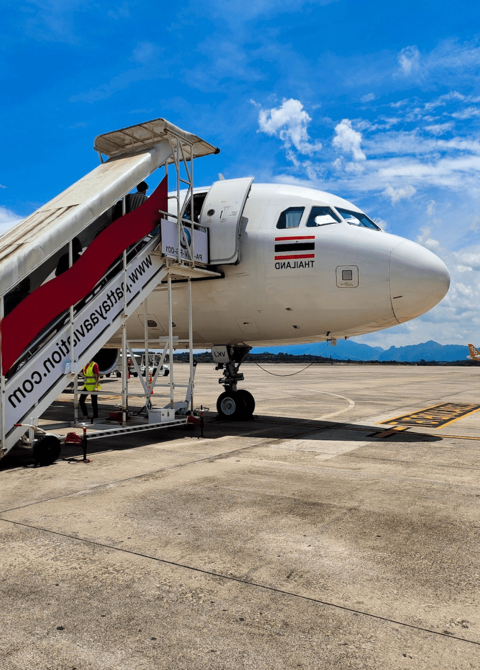 Cargo plane